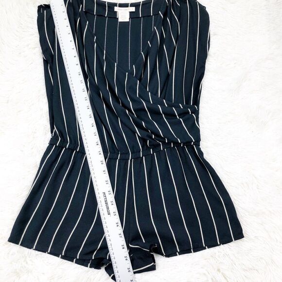 Silence + Noise Black Striped Sleeveless Romper Small - Picture 6 of 6